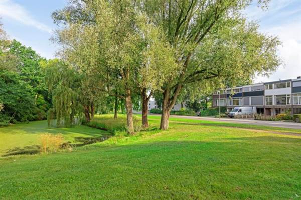 Woning Koningin Wilhelminalaan 8 Deventer
