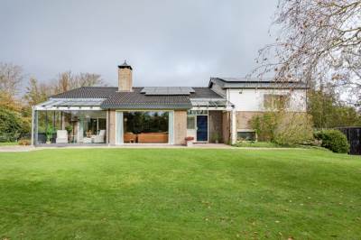 Woning Zeeweg 4 Sint Maartensvlotbrug