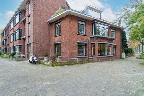 Woning Koningin Julianaplein 9 Leidschendam