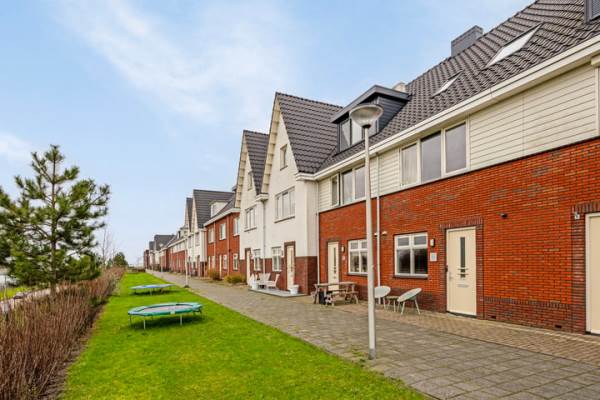 Woning Ad van der Steurzoom 36 Bergschenhoek