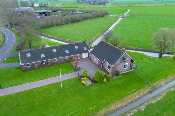 Woning Wierumerschouwsterweg 4 Aduard