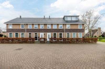 Woning De Waag 15 Veeningen