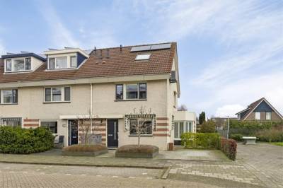 Woning Brucknerstraat 44 Barendrecht