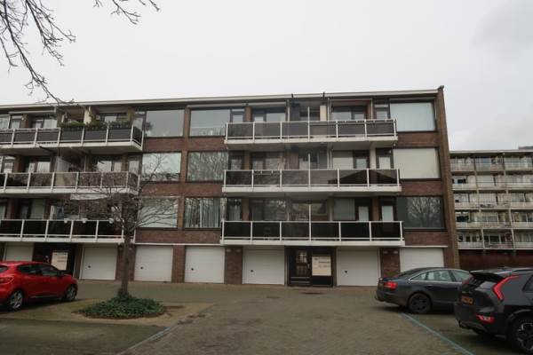 Woning Julianaplantsoen 261 Diemen