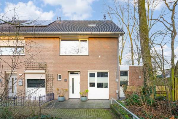 Woning Burg. Molenaarhoeven 60 Rosmalen