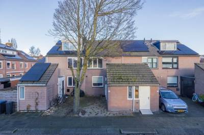 Woning Albert Verweijlaan 136 Hillegom