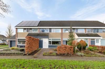 Woning Olivierstrjitte 11 Surhuizum