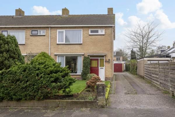 Woning Ljurkstrjitte 2 Stiens