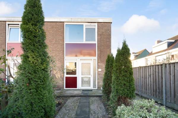 Woning Van Zyll de Jongstraat 17 Pernis Rotterdam