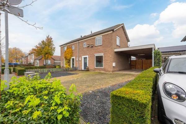 Woning Oranjelaan 19 Dodewaard