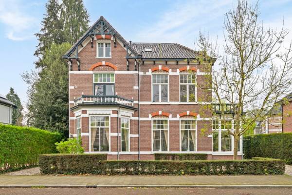Woning Emmalaan 2 Apeldoorn