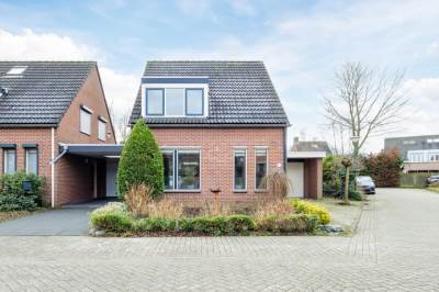 Woning Roerdomphorst 13 Grave