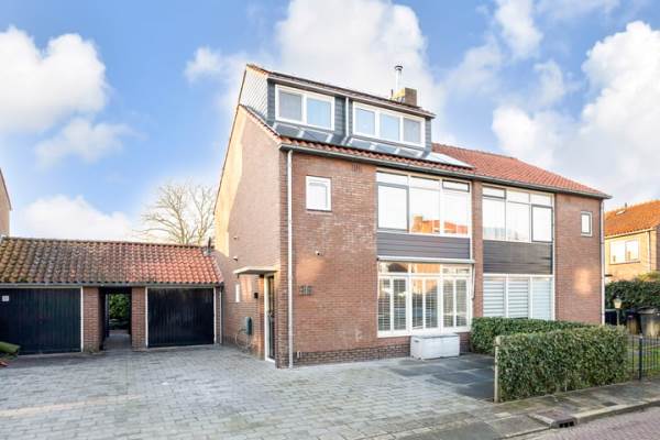 Woning Vuntuslaan 36 Loosdrecht