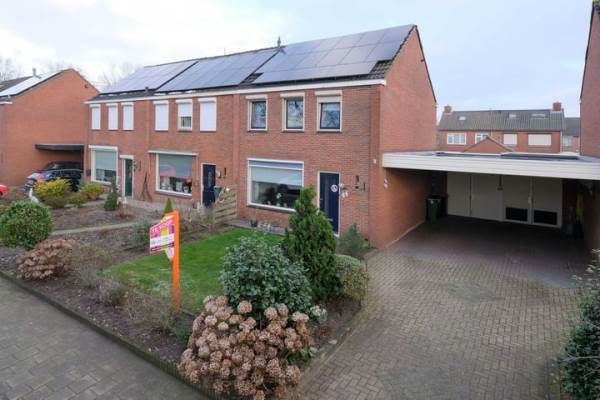 Woning Dokter J. Veldhuijzen van Zantenstraat 44 Enter