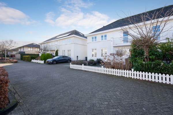 Woning Han G. Hoekstrahof 10 Almere