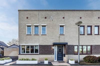 Woning Generaal Maczekstraat 22 Dorst