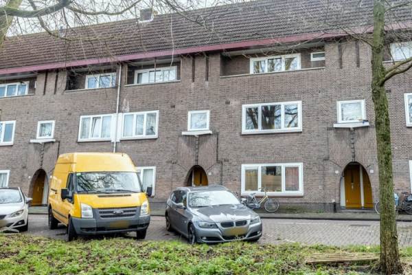 Woning Adelaarsweg 85 Amsterdam