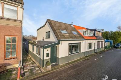 Woning Charloisse Lagedijk 491 Rotterdam