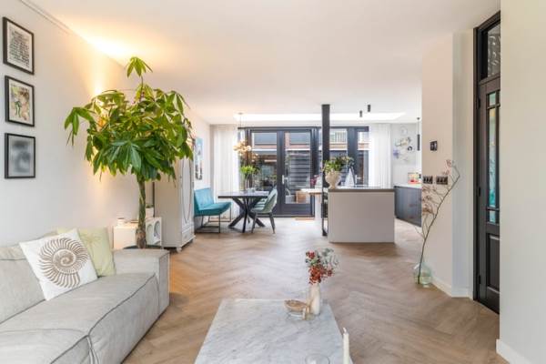 Woning van Elkstraat 6 Hendrik-Ido-Ambacht