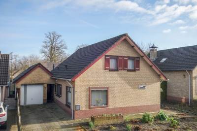 Woning Pastoor Bijnenstraat 6 Helenaveen