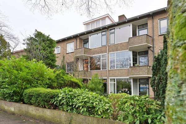 Woning Admiraal de Ruyterlaan 83 Hilversum