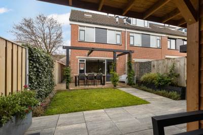 Woning Silverkamp 41A Hendrik-Ido-Ambacht