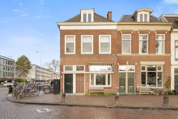 Woning Weerdsingel W.Z. 51A Utrecht