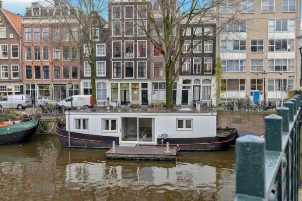 Woning Oude Waal 1 Amsterdam