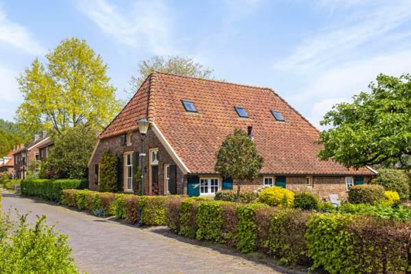 Woning 't Hof 2 Bronkhorst