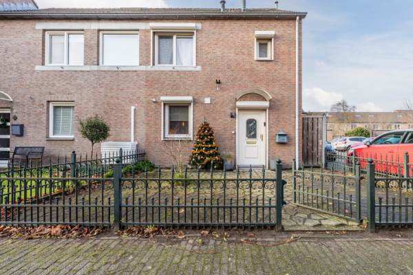 Woning Veldmoeren 23 Breda
