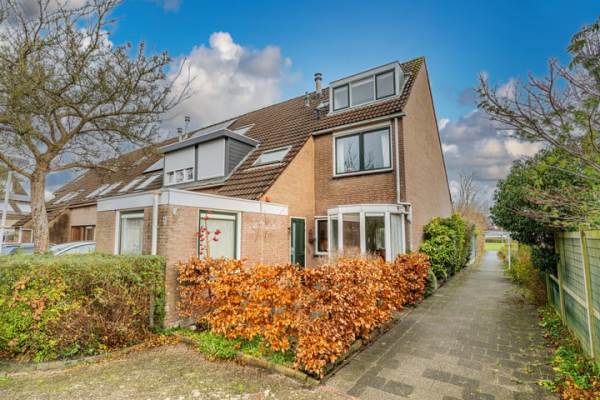 Woning René Clairstrook 12 Zoetermeer