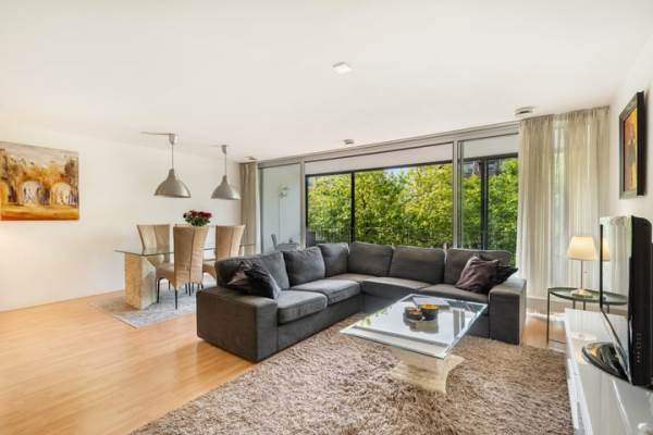 Woning Laan op Zuid 612 Rotterdam