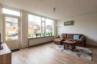 Woning Leeuwerikstraat 12 Weesp