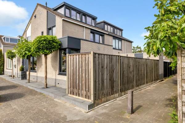 Woning Esther de Boer-van Rijkstraat 10 Zaandam