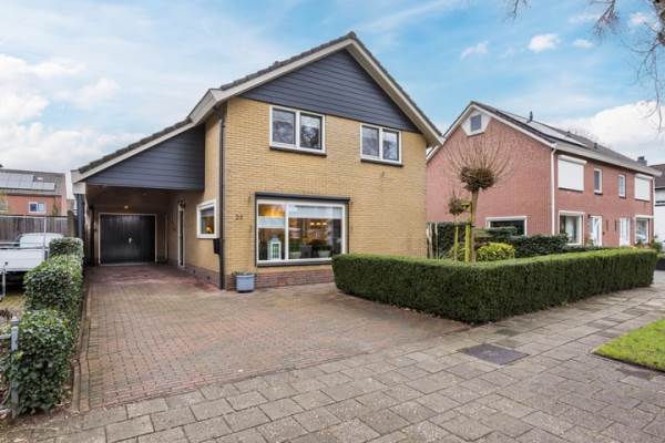 Woning Burg.van Haersoltestraat 22 Nieuwleusen