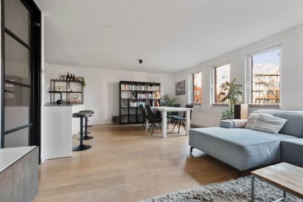 Woning Waterkeringweg 121 Amsterdam