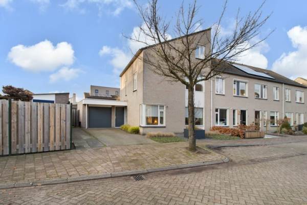 Woning Korenbloem 1 Bavel (Gem. Breda)
