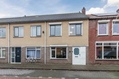 Woning Pastoor Smitsstraat 21 Tilburg