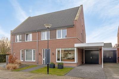 Woning Pastoor van Ervenstraat 45 Ommel