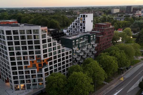 Woning Niemeyerstraat 100 Hoofddorp