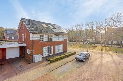 Woning Elzenseloop 68 Heesch