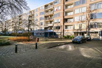 Woning Burgemeester Caan van Necklaan 198 Leidschendam
