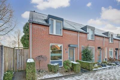 Woning Servaashof 27 Helden
