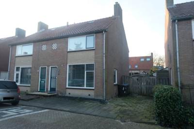 Woning Oranjestraat 10 Schelluinen