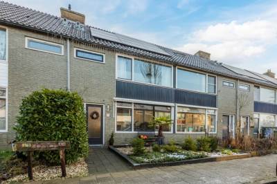 Woning van der Plaatstraat 24 Grave