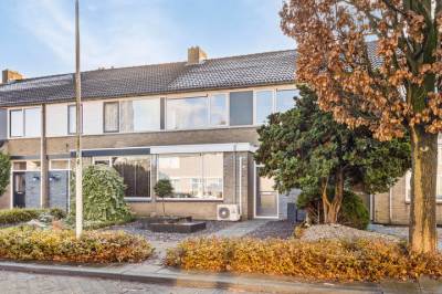 Woning Maximiliaan van Oostenrijkstraat 6 Oss