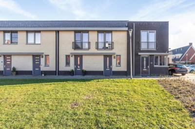 Woning De Pinas 15 Dinteloord