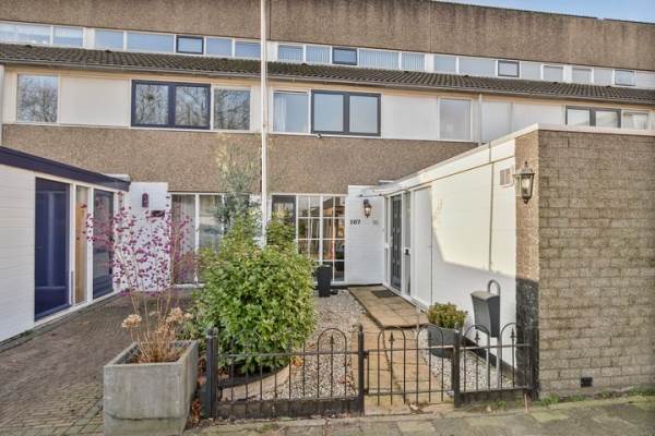Woning Bloemstede 167 Maarssen