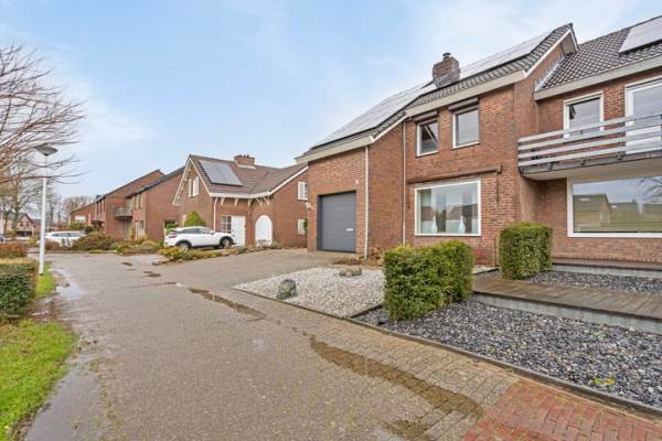 Woning Karel van Bronckhorstlaan 21 Obbicht