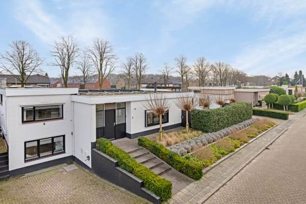 Woning Johann Strauszstraat 8 Halsteren